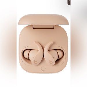 Kim Kardashian moon Beats Pro